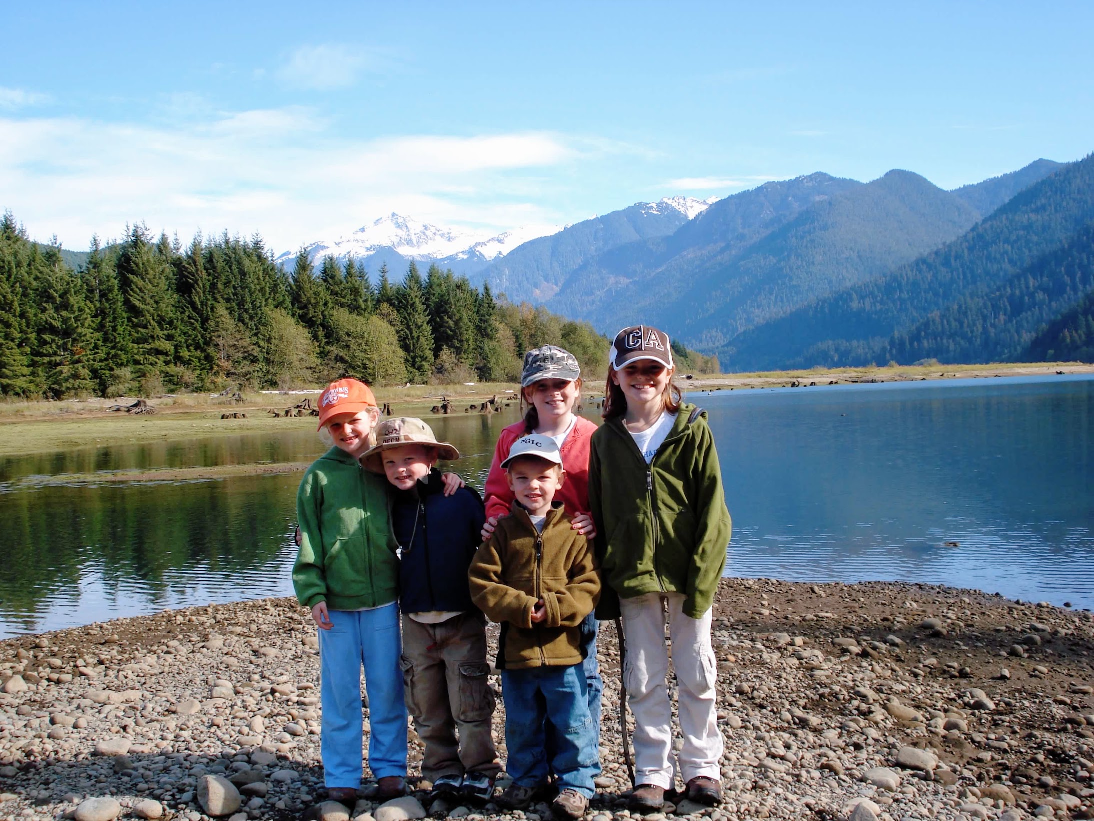 kids in colorado at lake